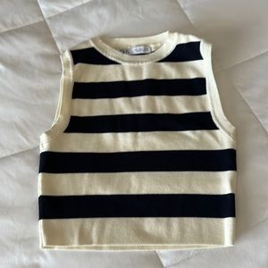 Stride Zara crop top